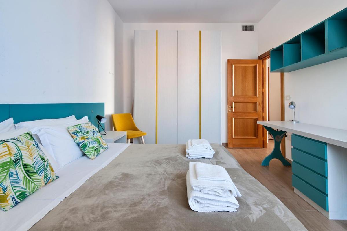 Residence De Franchis - Smart Apartments Lecce Extérieur photo