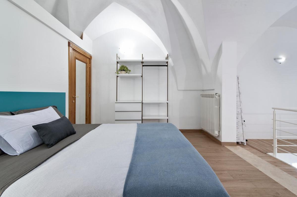Residence De Franchis - Smart Apartments Lecce Extérieur photo