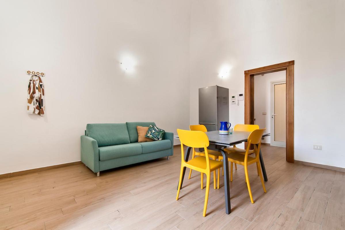 Residence De Franchis - Smart Apartments Lecce Extérieur photo