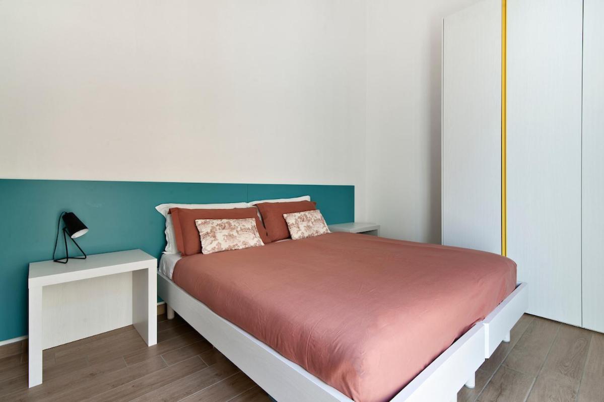 Residence De Franchis - Smart Apartments Lecce Extérieur photo